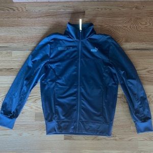 Mercedes Petronas Formula 1 team zip up